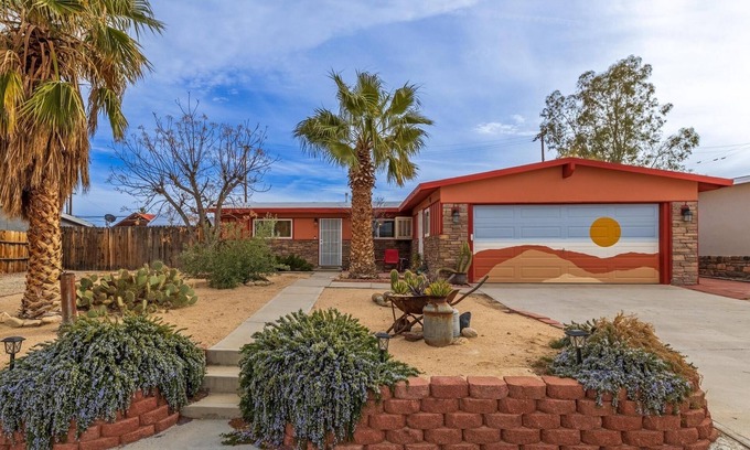 Twentynine Palms House | Valley of the Palms House