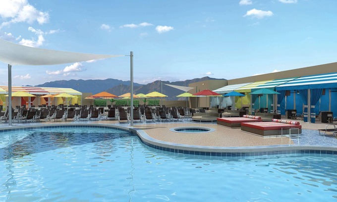 Gateway District Hotel | Value Accommodations for your Vegas Trip! 3 Serene Units, Pool, Casino!