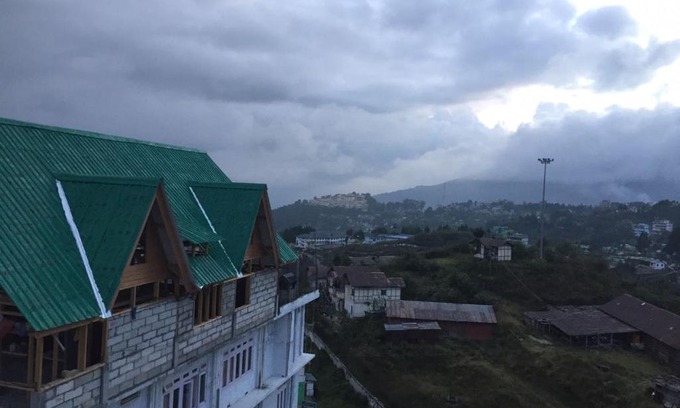 Tawang House | Vamoose North Hill