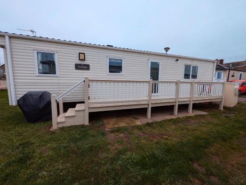 Felixstowe Other | Van-Tastic 6 berth static