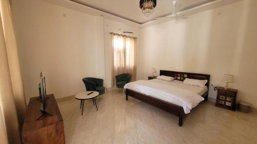 Greater Noida Resort | Vardha Greens Resort