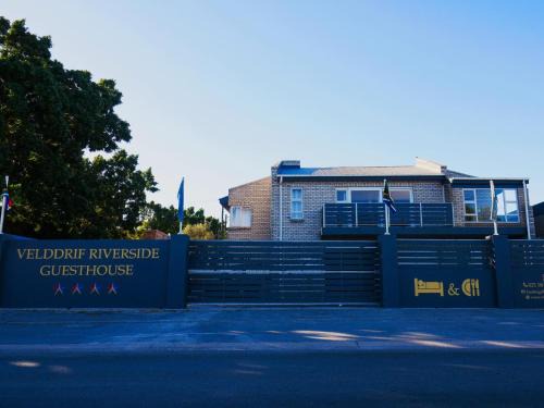 Velddrif House | Velddrif Riverside Guesthouse