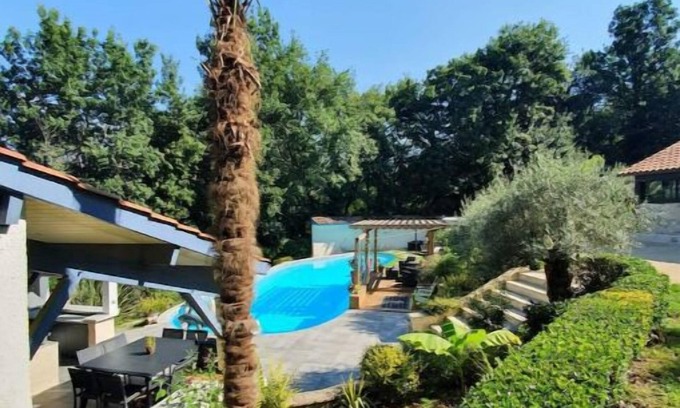 Moirax Villa | Venez Vous Ressourcer au Milieu D'une Chênaie
