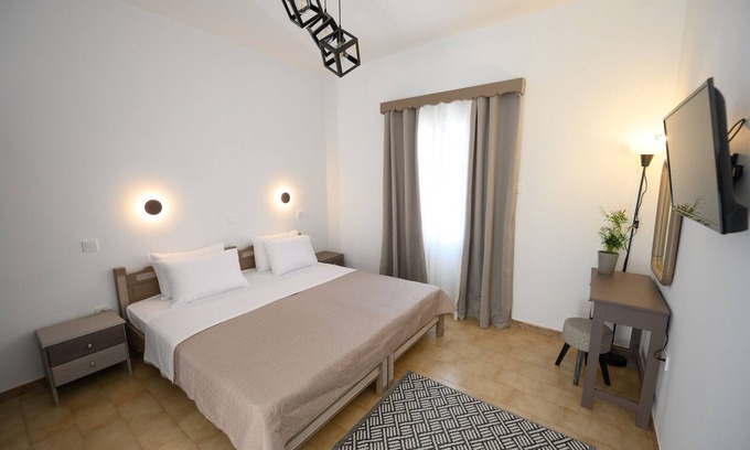 Panormos Apartment | Verano V4 (up to 2 guests) - Cozy apartment 2 minutes (200m) to the beach