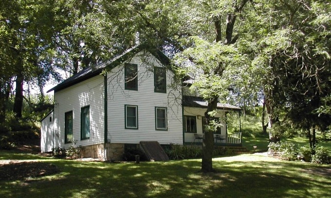 Highland House | Vermont West - Beautiful, Private, Serene Home Away from Home