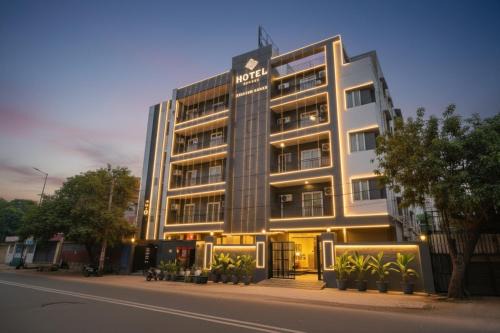 Pitampura Hotel | Via Roseman - Pitampura