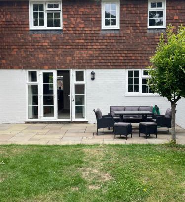 Wingham House | Vicarage Gardens, Wingham