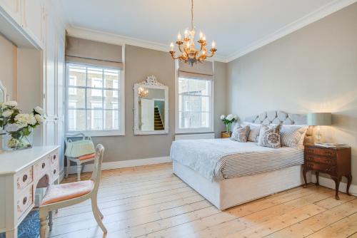 Churchill Apartment | Victoria Belgravia Townhouse