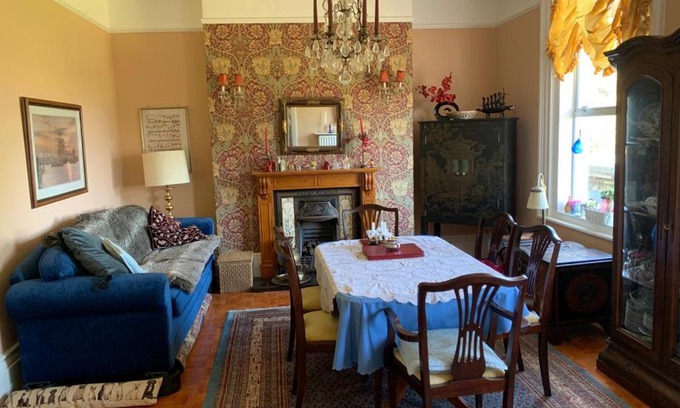 Ryde Apartment | Victorian luxury flat at Claverton House
