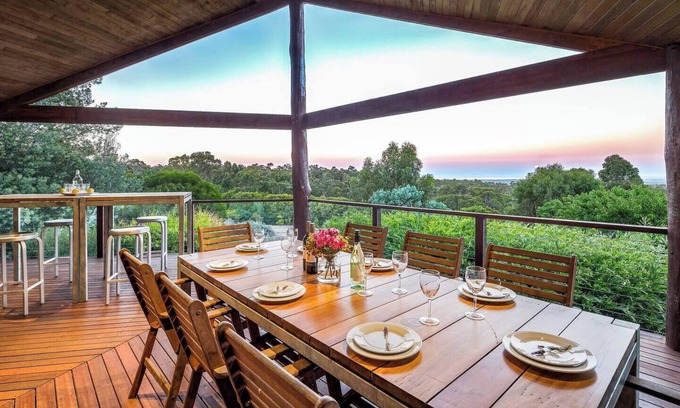 Yallingup Siding House | Views Of The Bay A Tranquil Bushland Escape