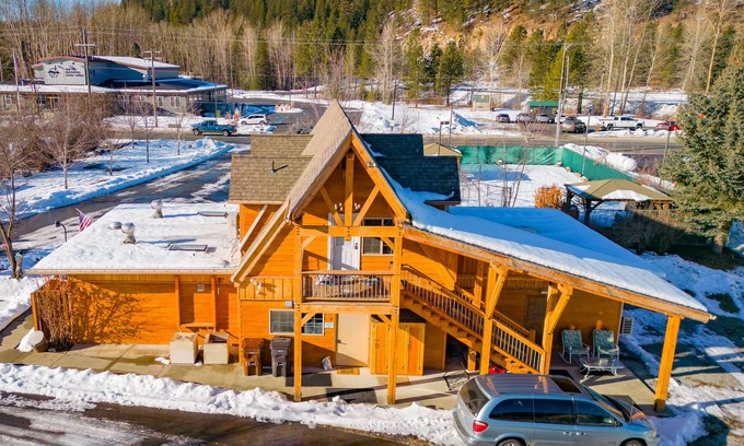 Pinehurst Condo | Views of the Mountain from the private decks of this upstairs condo.