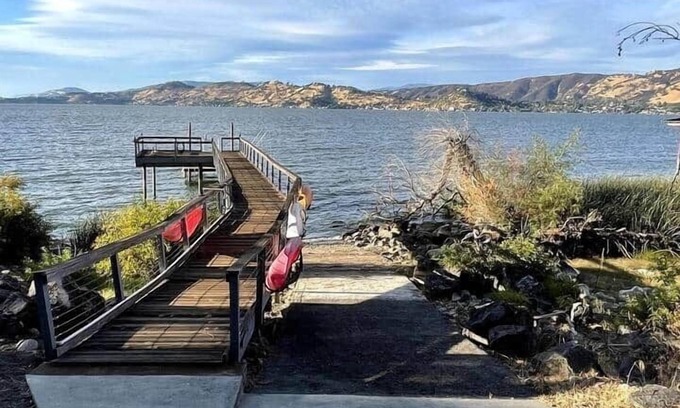 Clear Lake House | Views! On the water! Spacious!