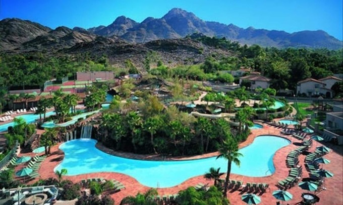 Pointe House | Views Romantic Sunsets on Resort with Amenities