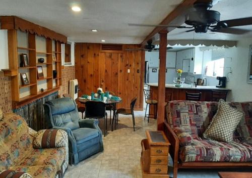 Tombstone Apartment | VIGILANTE INN Invincible Quarters