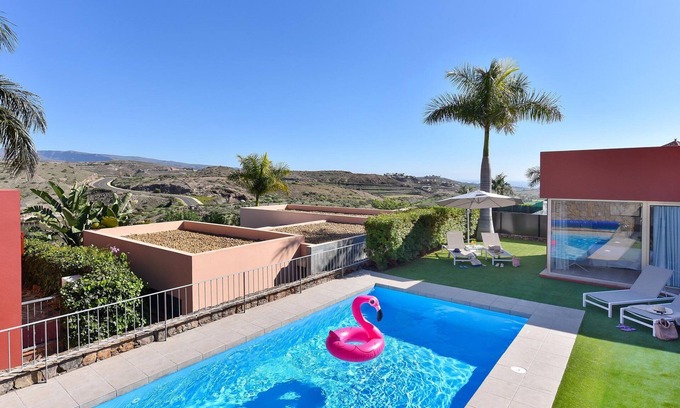 Salobre Villa | Villa Vista Salobre | Luxury Retreat in Gran Canaria | Private Outdoor Heatable