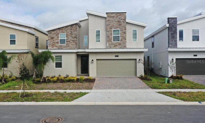 Four Corners Villa | Vila 8 Bedrooms 5 bathrooms and theater room, golf course view