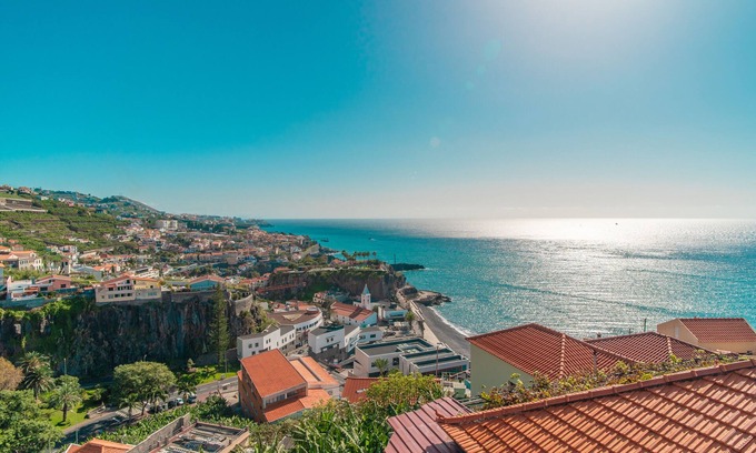 Camara de Lobos Villa | Vila Camara de Lobos Sea View