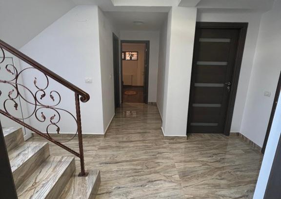 Galati House | Vila Dan