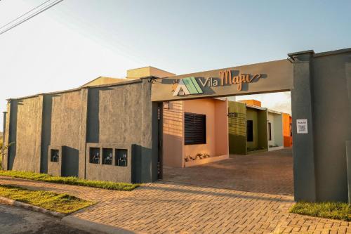 Amazonas House | Vila Maju espaço home office,garagem,próx.UniAraxá,fácil acesso