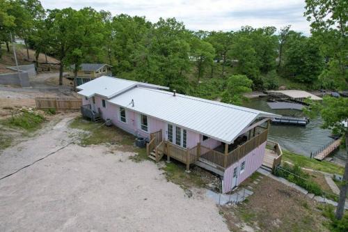 Lake Ozark House | Villa #2 Sleep 10 Upper