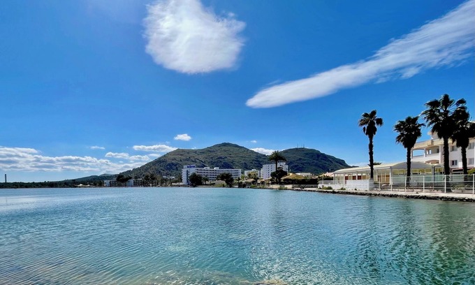 Alcudia Ski Chalet | Villa 300 meters from the beach