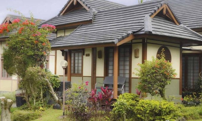 Cipanas Villa | VILLA ADE - 0228 KOTA BUNGA PUNCAK