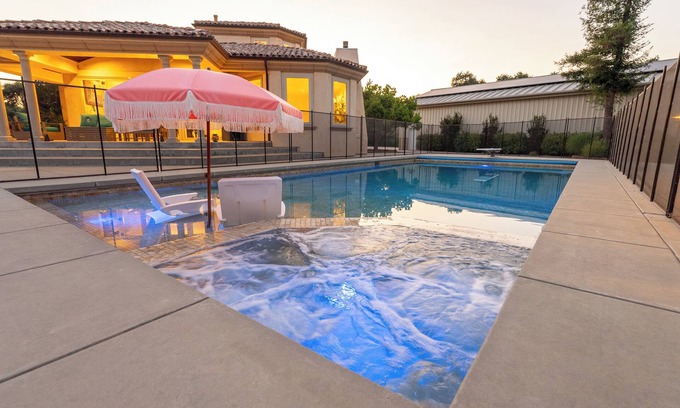 Templeton Villa | Villa Allegria Luxe-Pool/Spa, Casita, Sleeps 12