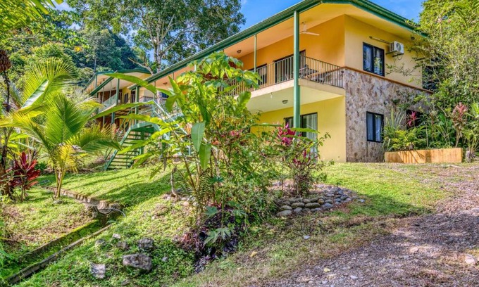 Ciudad Cortes Villa | Villa Amour, Toucan Valley, Jungle Mountain Village