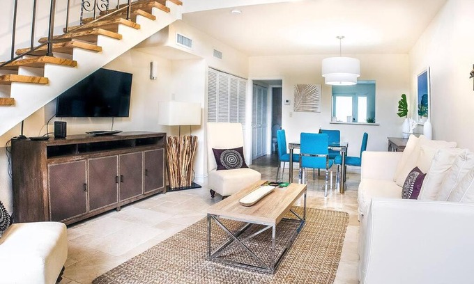 Miami Shores Villa | Villa at St. James Place “H”, Luxury, Pet Friendly