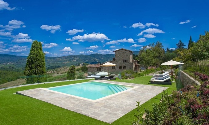 Panzano in Chianti Villa | Villa Audenzia - Large villa with private pool