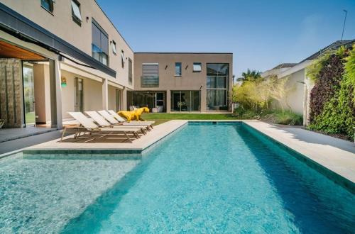 Alphaville House | Villa Augusto