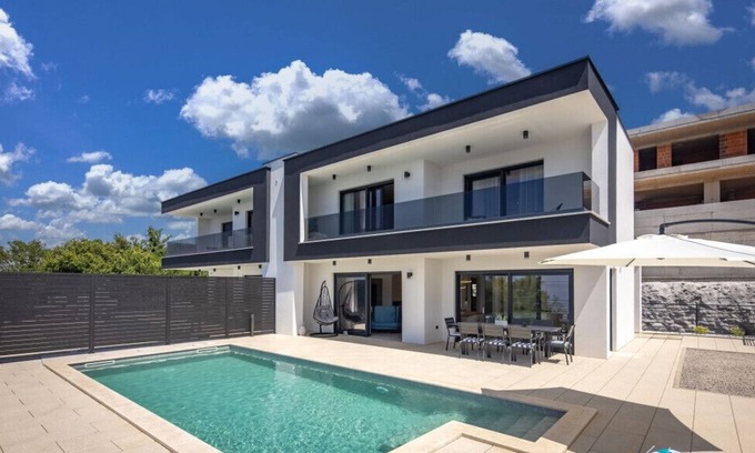 Kostrena Villa | Villa Aura by Villas Guide