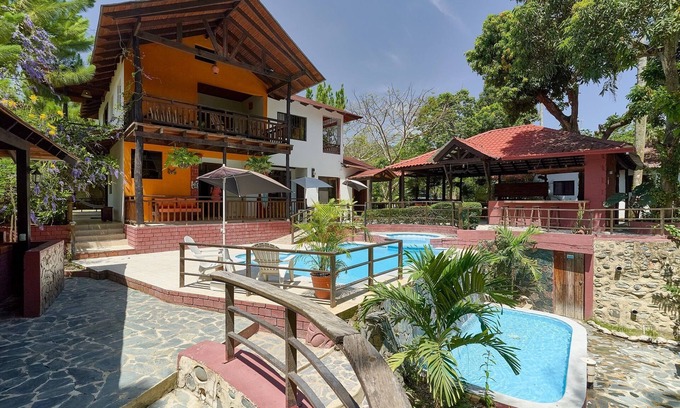 La Vega Province Cottage | Villa Bayacanes with swimming pools, gazebos, bar, billiards