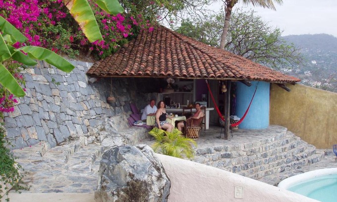 Almacen House | Villa Bugambilias