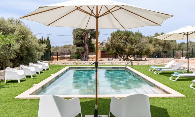 l'Aranjassa Villa | Villa 'Can Bellmunt' with Pool, Garden, Terrace & Wi-Fi