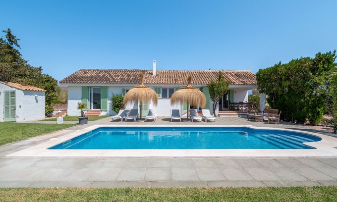 Puerto de Pollensa Villa | Villa 'Can Sucrer' with Mountain View, Wi-Fi and Air Conditioning