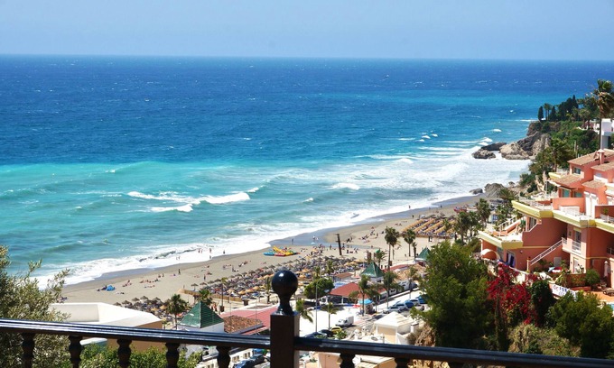 Chimenea Villa | Villa 'Casa Alba' with Sea View, Wi-Fi and Air Conditioning