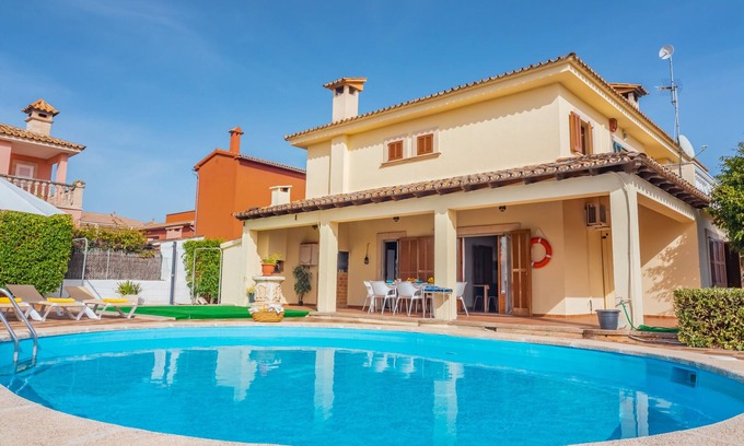 Pont d'Inca Ski Chalet | Villa Caülls for 10 persons with swimming pool and near Palma