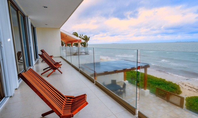 Progreso Municipality Villa | Villa Coral Ocean Front Progreso Yucatan