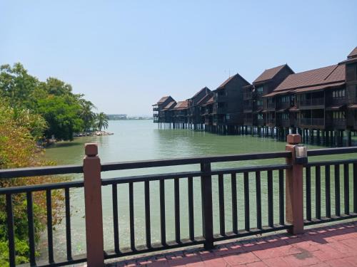 Kuala Teriang House | Villa Dalam Laut 538