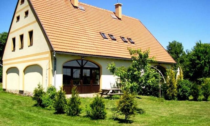 Vernerovice Villa | Villa De Roos in rustic Vernerovice Czech Republic