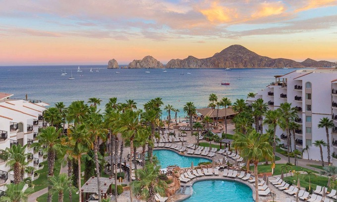 Ampliacion Juarez Resort | Villa del Palmar Cabo Cozy condo in beautiful Cabo San Lucas with fitness room,