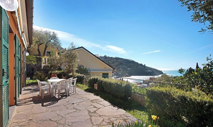 Bonassola Villa | "Villa Del Sole" with Sea View, Garden & Terrace