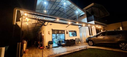 Rivas House | Villa Don Juan