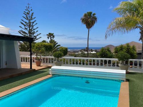 Nazaret Villa | Villa Dora Bella Lanzarote