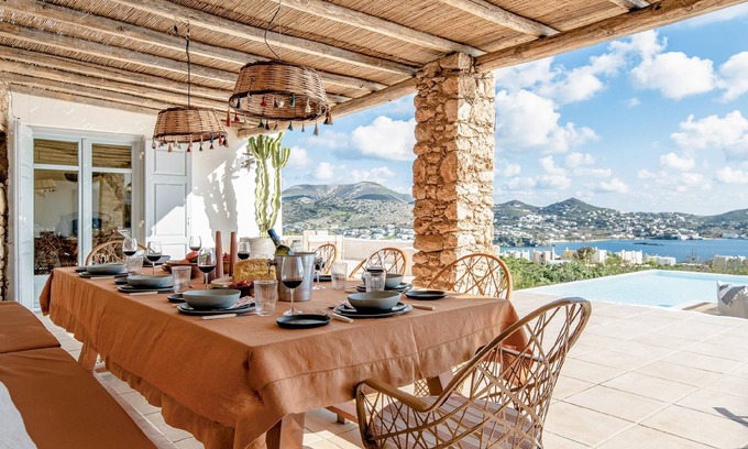 Finikas Villa | Villa Finikas with infinity pool