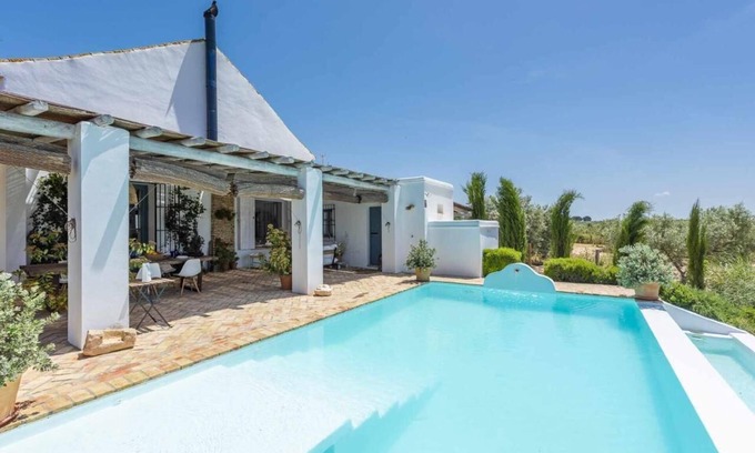 Marchena House | Villa "Hacienda San Antonio" with Private Pool, Private Garden & Wi-Fi