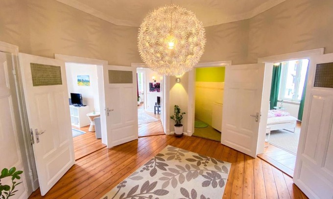 Lubeck City Centre House | VILLA HanseART Lübeck - Privatzimmer in zentraler Lage