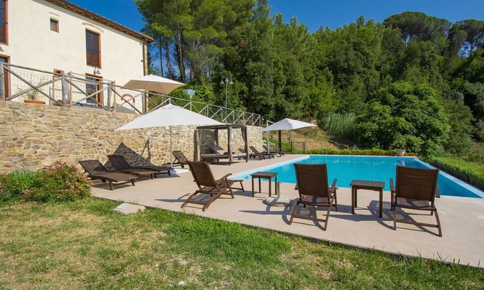 Figline e Incisa Valdarno Villa | Villa in Figline Valdarno with 3 bedrooms sleeps 6