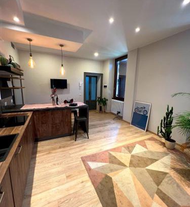 Canzo Apartment | Villa Italia
